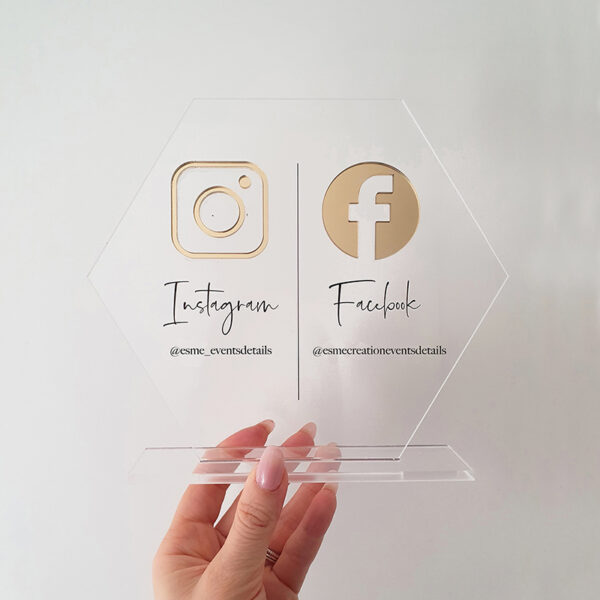 Insegne Social in Plexiglass Trasparente con inserti in Plexiglass oro, argento e oro rosa